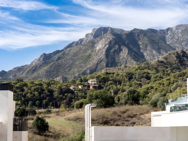 4 slaapkamer Penthouse te koop in Marbella met zwembad garage - € 1.095.000 (Ref: 8668085)