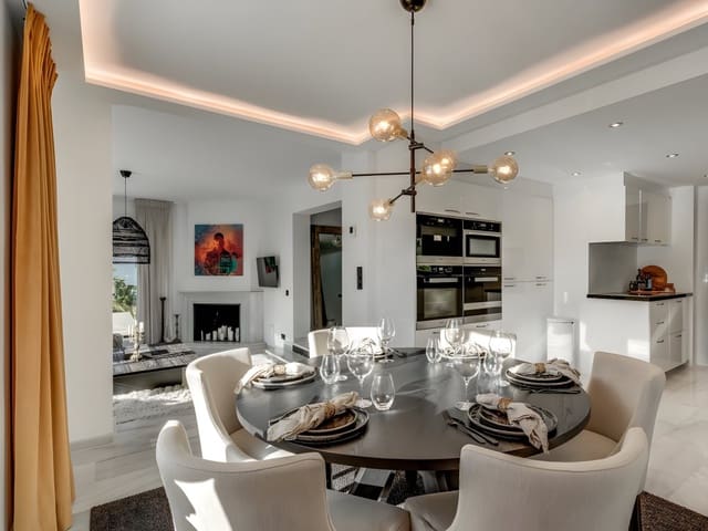 5 slaapkamer Villa te koop in Nueva Andalucia, Marbella met zwembad garage - € 1.894.000 (Ref: 8670182)