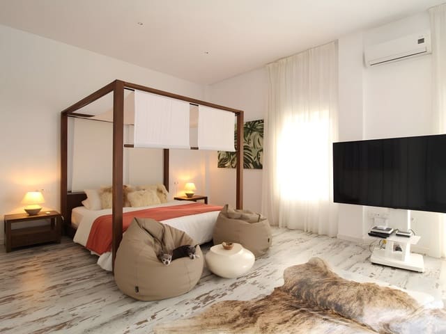 4 Zimmer Villa zu verkaufen in Atalaya-Isdabe, Estepona mit Pool - 2.400.000 € (Ref: 8674386)