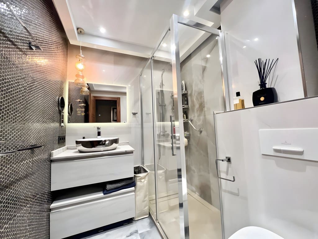 Apartamento de 4 habitaciones en San Pedro de Alcantara en venta con piscina garaje - 1.380.000 € (Ref: 8701679)