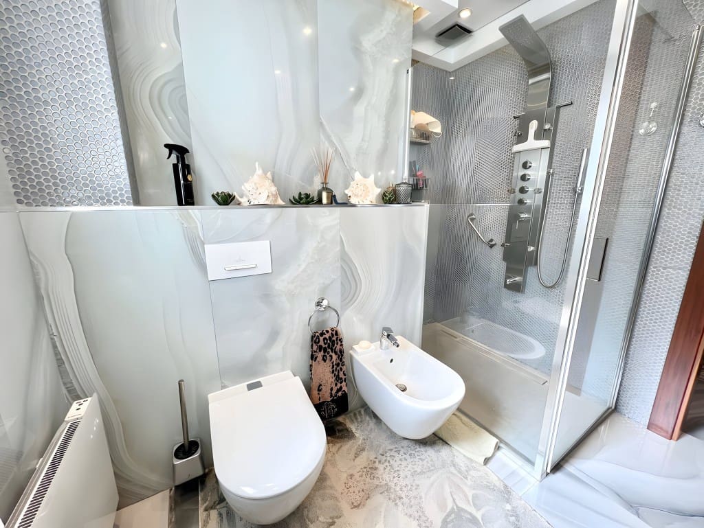 Apartamento de 4 habitaciones en San Pedro de Alcantara en venta con piscina garaje - 1.380.000 € (Ref: 8701679)