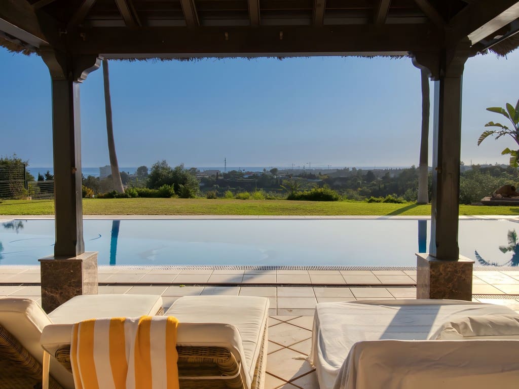 4 slaapkamer Finca/Landhuis te koop in Estepona met zwembad - € 2.450.000 (Ref: 8714512)