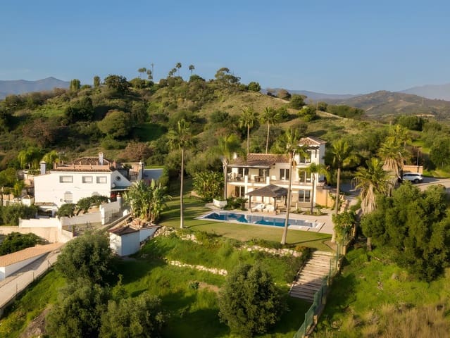 4 Zimmer Finca/Landgut zu verkaufen in Estepona mit Pool - 2.450.000 € (Ref: 8714512)