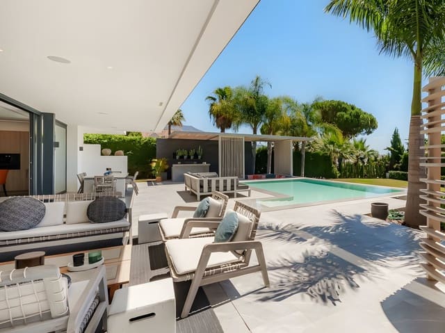4 slaapkamer Villa te koop in Nueva Andalucia, Marbella met zwembad garage - € 3.900.000 (Ref: 8723639)