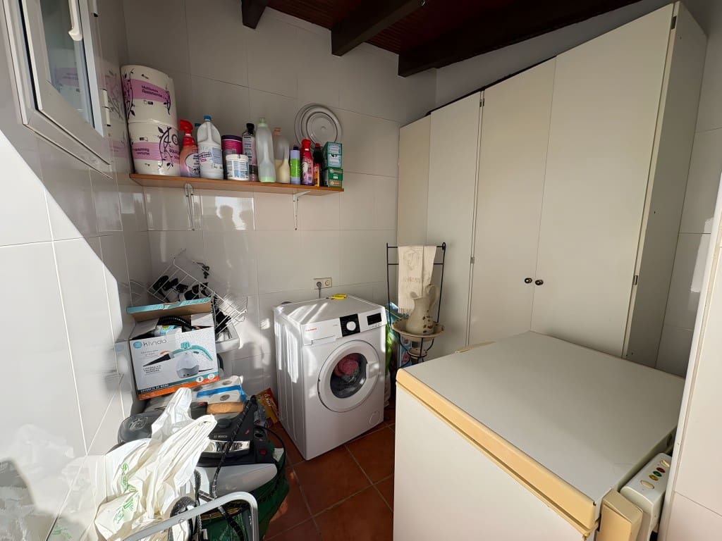 3 soverom Villa til salgs i La Cala de Mijas med svømmebasseng garasje - € 599 000 (Ref: 8773234)