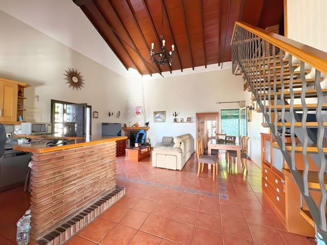 3 soverom Villa til salgs i La Cala de Mijas, Mijas med svømmebasseng garasje - € 599 000 (Ref: 8773234)