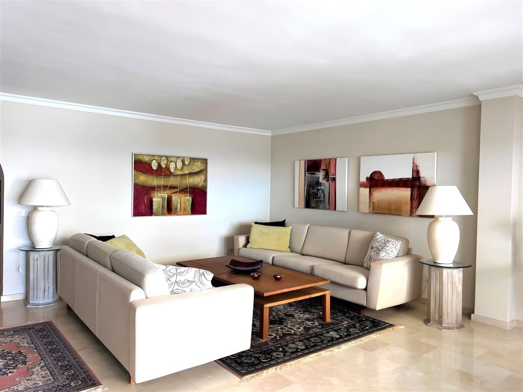 4 Zimmer Apartment zu verkaufen in Atalaya-Isdabe mit Pool Garage - 679.000 € (Ref: 8793303)