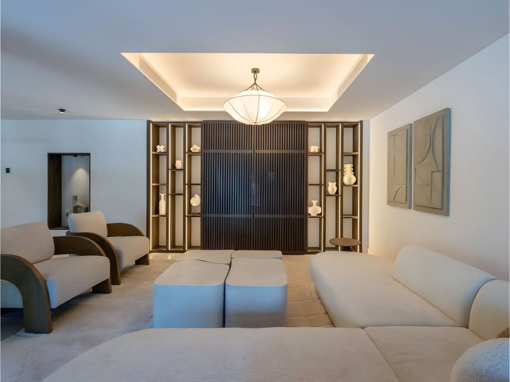 5 slaapkamer Villa te koop in Nueva Andalucia met zwembad garage - € 4.850.000 (Ref: 8798317)