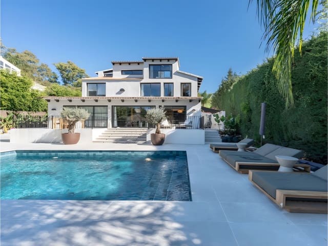 5 Zimmer Villa zu verkaufen in Nueva Andalucia, Marbella mit Pool Garage - 5.350.000 € (Ref: 8798317)