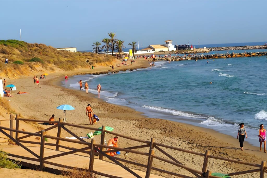 3 soverom Leilighet til salgs i Cabopino med svømmebasseng - € 458 000 (Ref: 8809278)