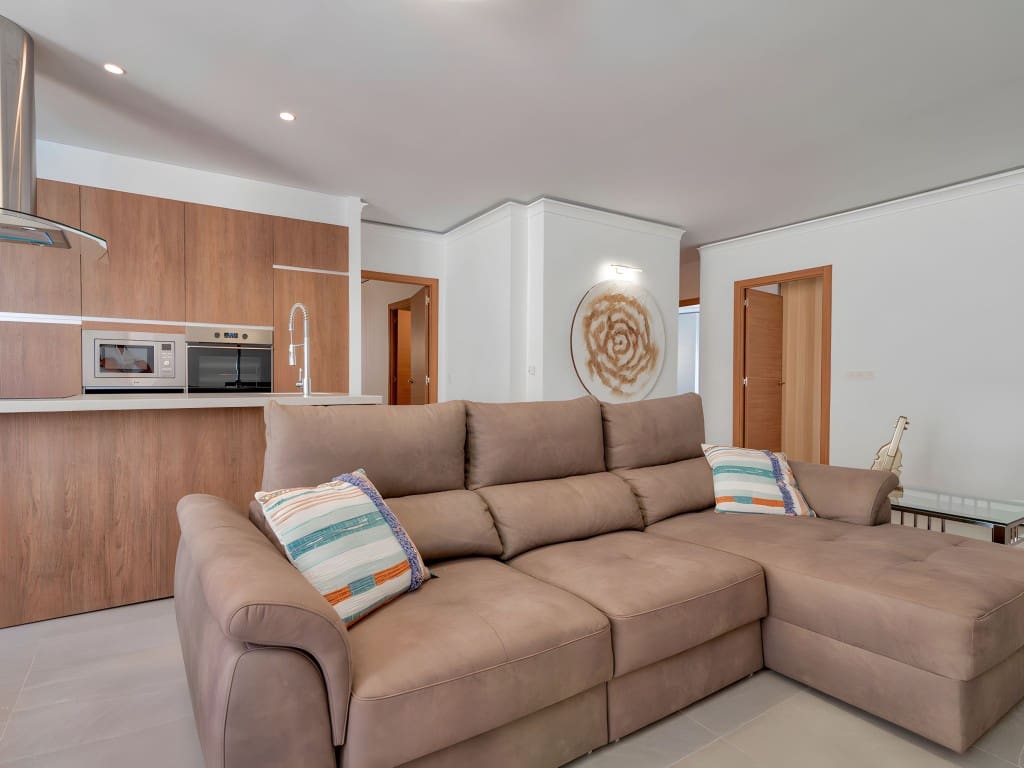 3 bedroom Apartment for sale in Puerto Banus with garage - € 750,000 (Ref: 8812191)