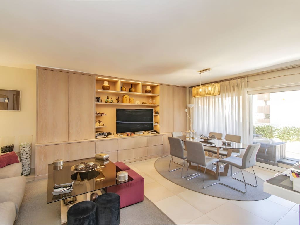 3 chambre Appartement à vendre à Marbella avec piscine garage - 1 195 000 € (Ref: 8840710)