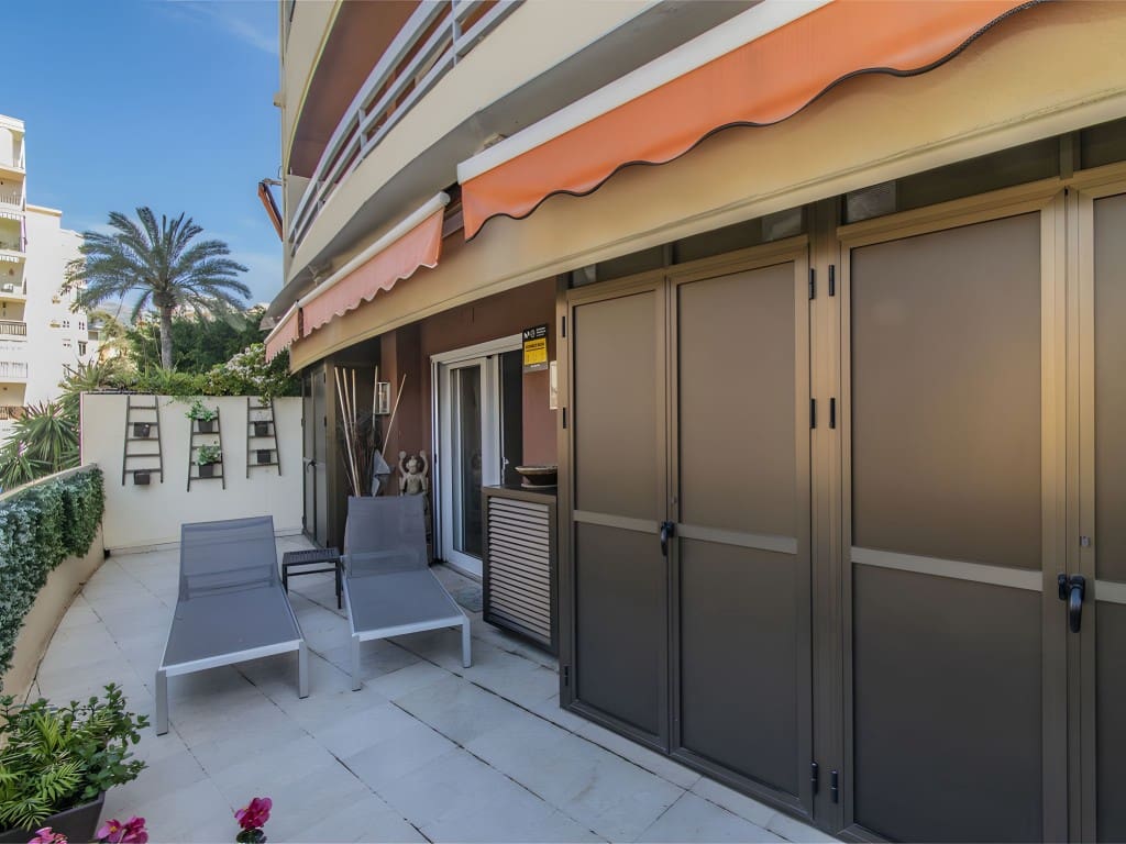 3 chambre Appartement à vendre à Marbella avec piscine garage - 1 195 000 € (Ref: 8840710)