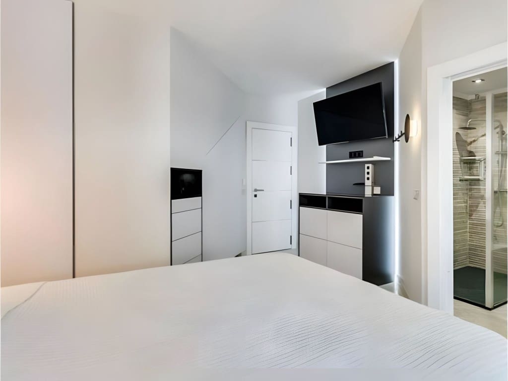 4 soveværelse Villa til salg i Marbesa med swimmingpool garage - € 3.899.999 (Ref: 8845365)