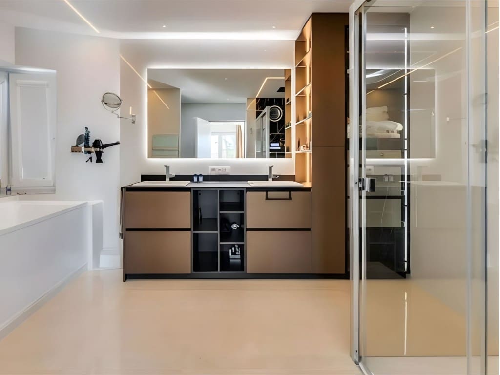 4 soveværelse Villa til salg i Marbesa med swimmingpool garage - € 3.899.999 (Ref: 8845365)