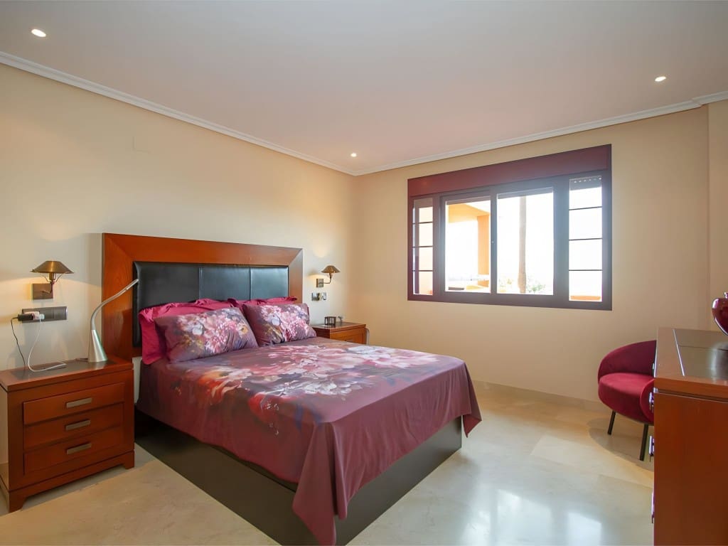 3 slaapkamer Appartement te koop in La Mairena met zwembad garage - € 465.000 (Ref: 8848847)