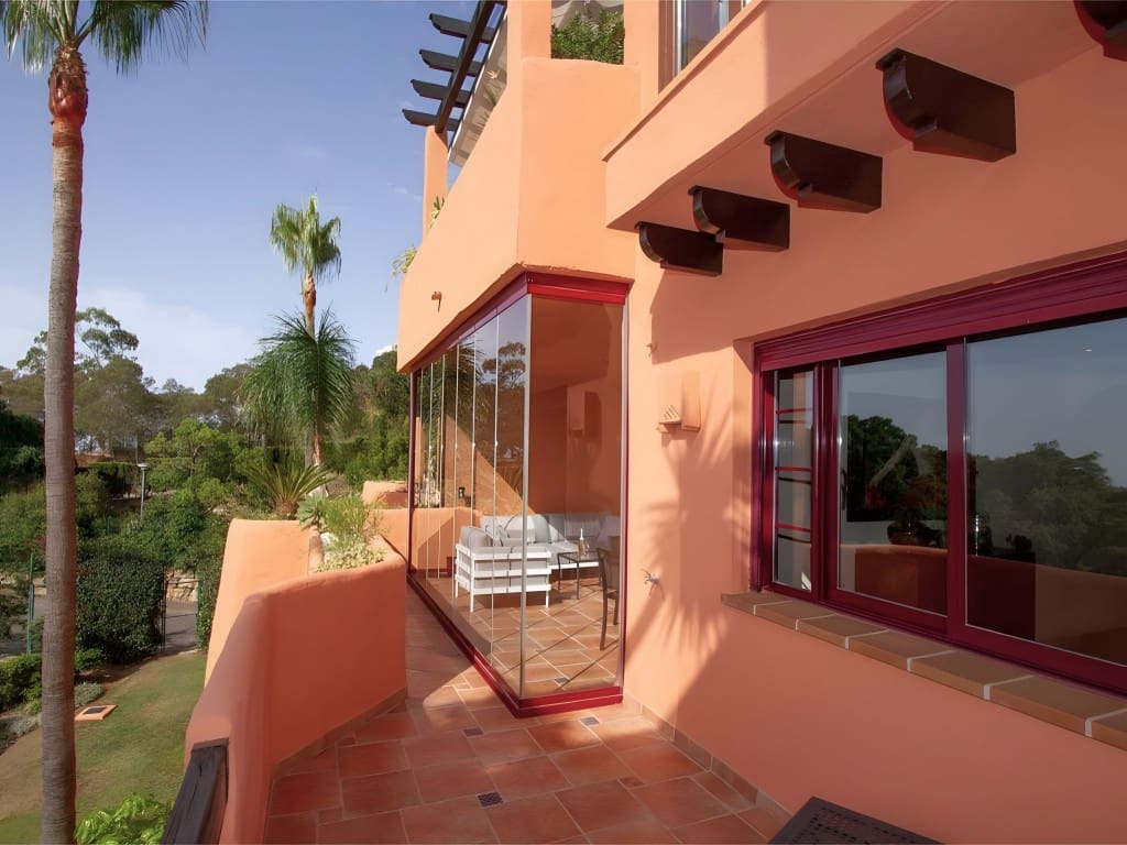 3 slaapkamer Appartement te koop in La Mairena met zwembad garage - € 465.000 (Ref: 8848847)