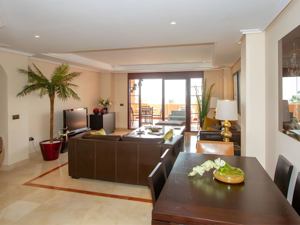 3 slaapkamer Appartement te koop in La Mairena met zwembad garage - € 465.000 (Ref: 8848847)