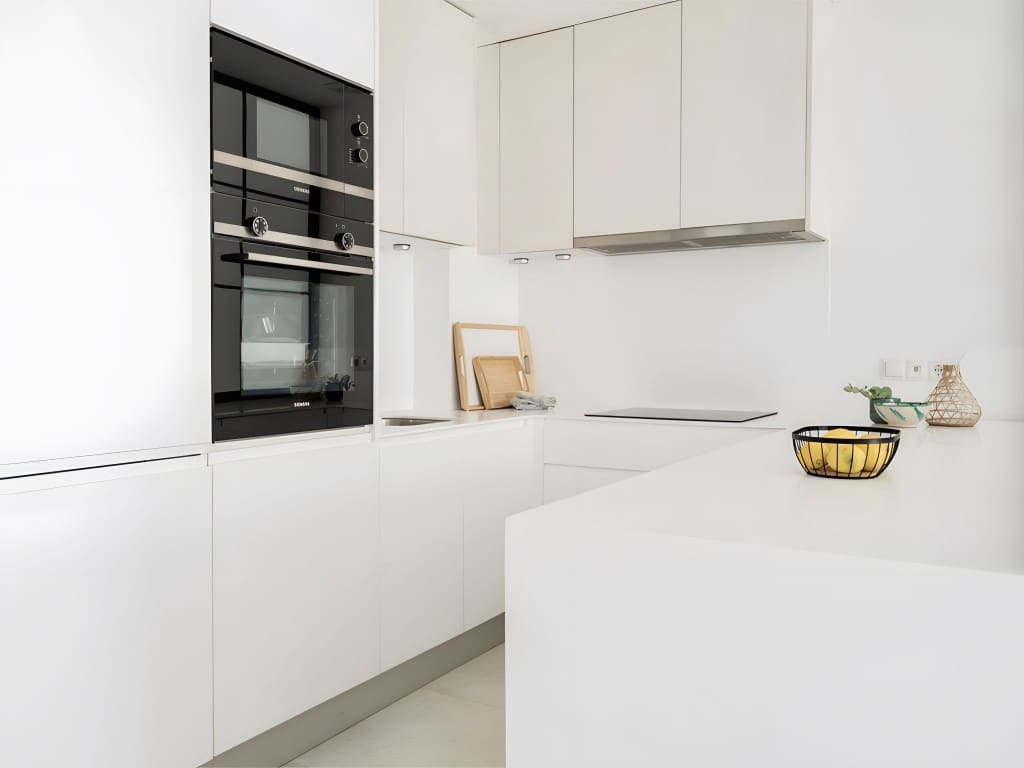 2 slaapkamer Appartement te koop in El Paraiso met zwembad garage - € 570.000 (Ref: 8848848)