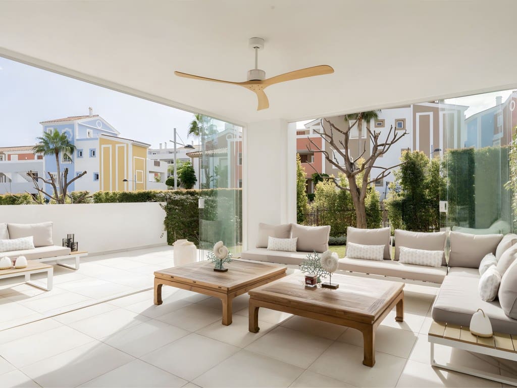 2 slaapkamer Appartement te koop in El Paraiso met zwembad garage - € 570.000 (Ref: 8848848)