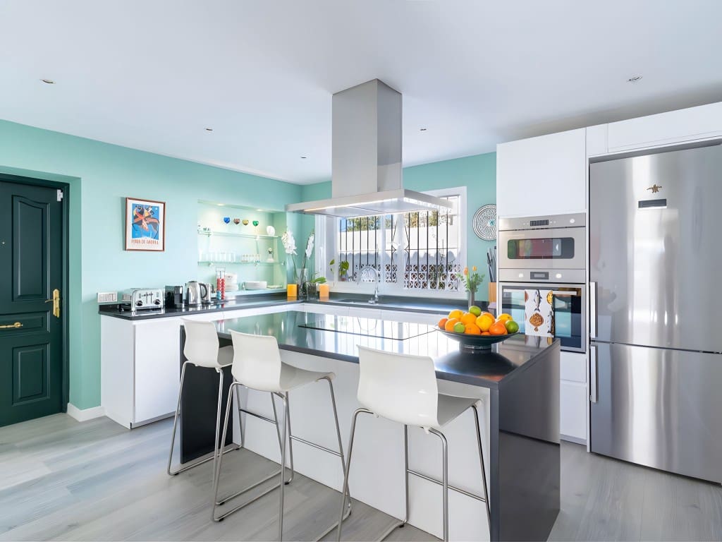 4 Zimmer Villa zu verkaufen in San Pedro de Alcantara mit Pool Garage - 1.850.000 € (Ref: 8851405)