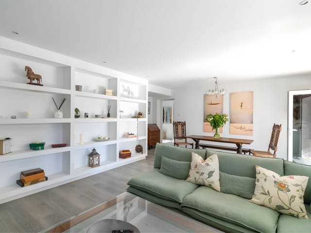 4 Zimmer Villa zu verkaufen in San Pedro de Alcantara, Marbella mit Pool Garage - 1.850.000 € (Ref: 8851405)