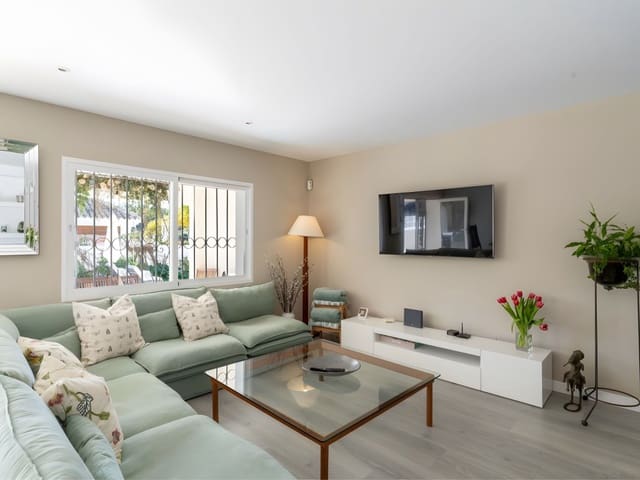 4 Zimmer Villa zu verkaufen in San Pedro de Alcantara, Marbella mit Pool Garage - 1.850.000 € (Ref: 8851405)