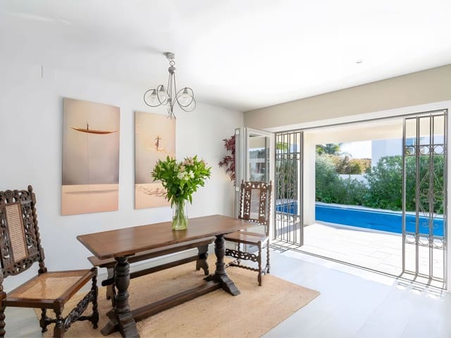 4 Zimmer Villa zu verkaufen in San Pedro de Alcantara, Marbella mit Pool Garage - 1.850.000 € (Ref: 8851405)