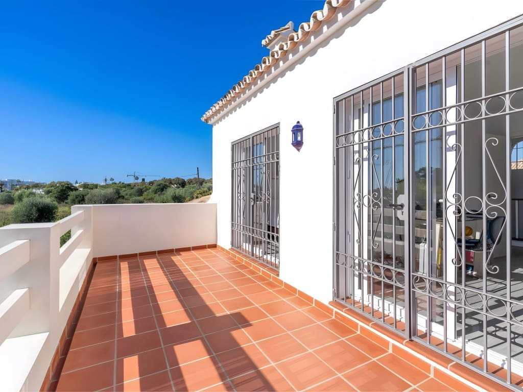 4 Zimmer Villa zu verkaufen in San Pedro de Alcantara mit Pool Garage - 1.850.000 € (Ref: 8851405)