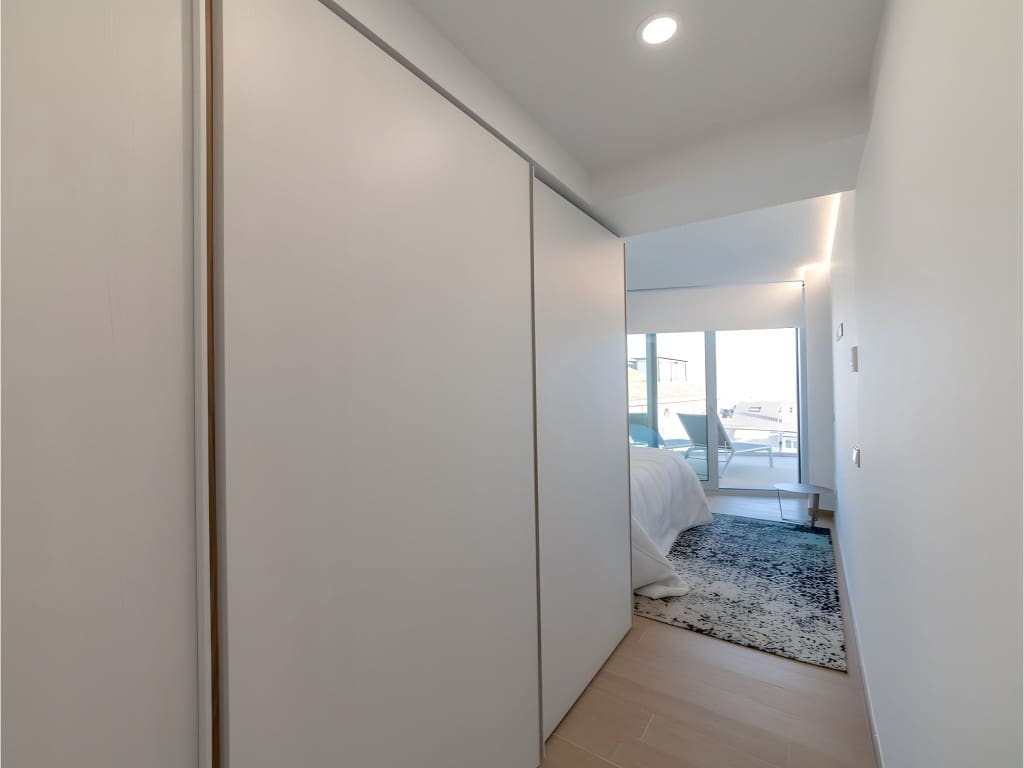 2 soveværelse Lejlighed til salg i Carvajal med swimmingpool garage - € 650.000 (Ref: 8881383)