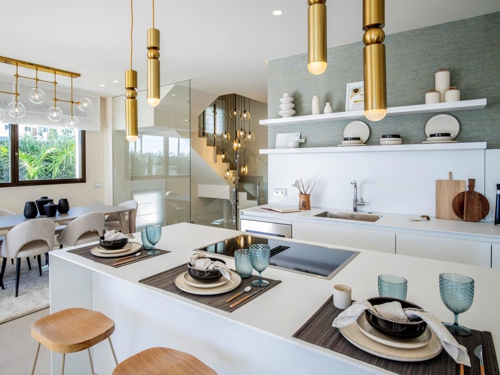 4 bedroom Villa for sale in Estepona with pool garage - € 4,500,000 (Ref: 8883983)