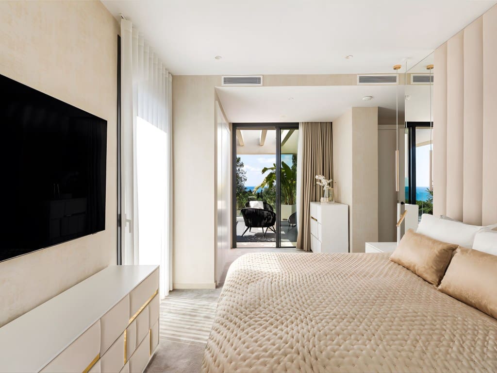 4 soverom Villa til salgs i Golden Mile med svømmebasseng - € 3 500 000 (Ref: 8899846)