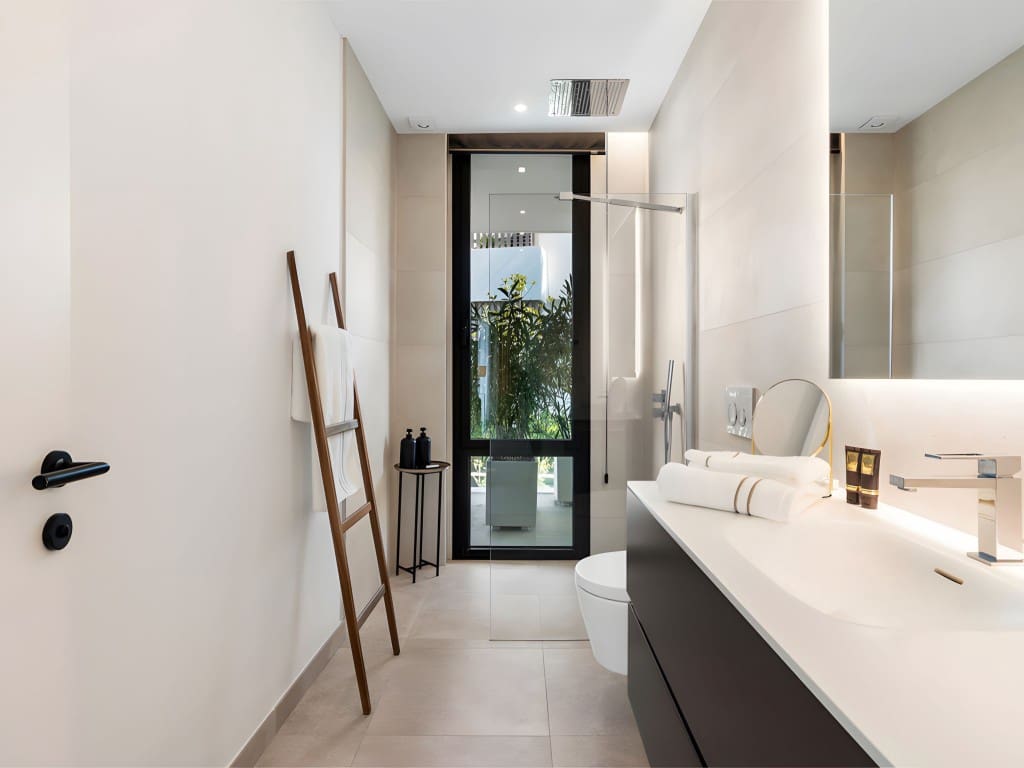 4 soverom Villa til salgs i Golden Mile med svømmebasseng - € 3 500 000 (Ref: 8899846)