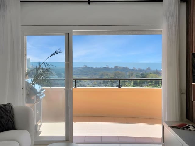 2 chambre Appartement à vendre à Elviria, Marbella avec piscine garage - 549 000 € (Ref: 8905226)