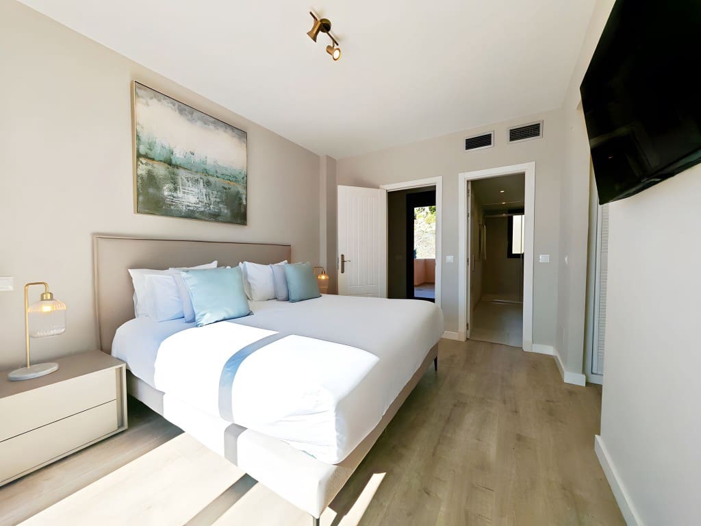 3 Zimmer Penthouse zu verkaufen in Benahavis mit Pool Garage - 525.000 € (Ref: 8912807)