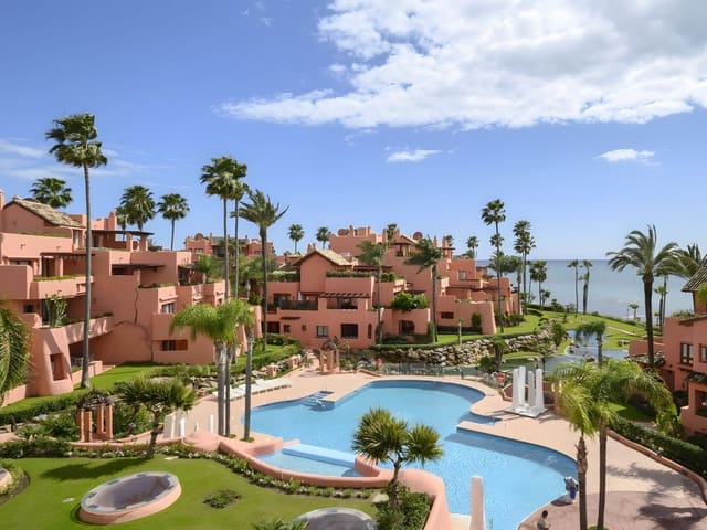 3 chambre Penthouse à vendre à New Golden Mile, Estepona avec piscine garage - 1 795 000 € (Ref: 8921237)