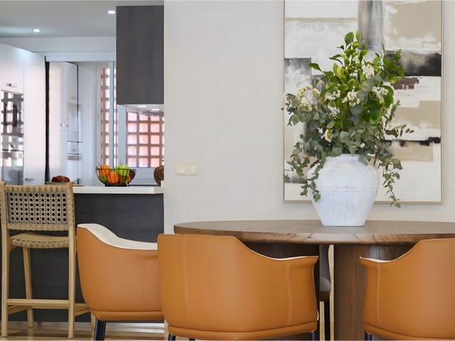 3 chambre Penthouse à vendre à New Golden Mile, Estepona avec piscine garage - 1 795 000 € (Ref: 8921237)