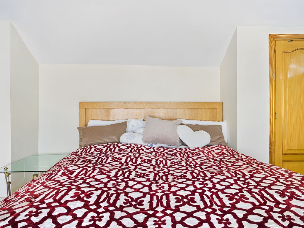 4 chambre Penthouse à vendre à Nueva Andalucia avec piscine - 670 000 € (Ref: 8936713)