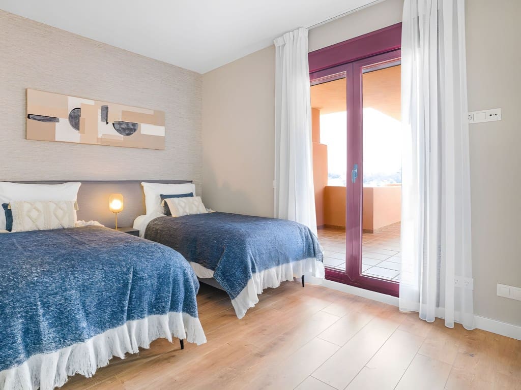 3 soveværelse Penthouse til salg i Benahavis med swimmingpool garage - € 440.000 (Ref: 8940363)