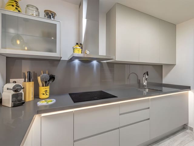 2 slaapkamer Penthouse te koop in Cancelada, Estepona met zwembad garage - € 675.000 (Ref: 8942727)