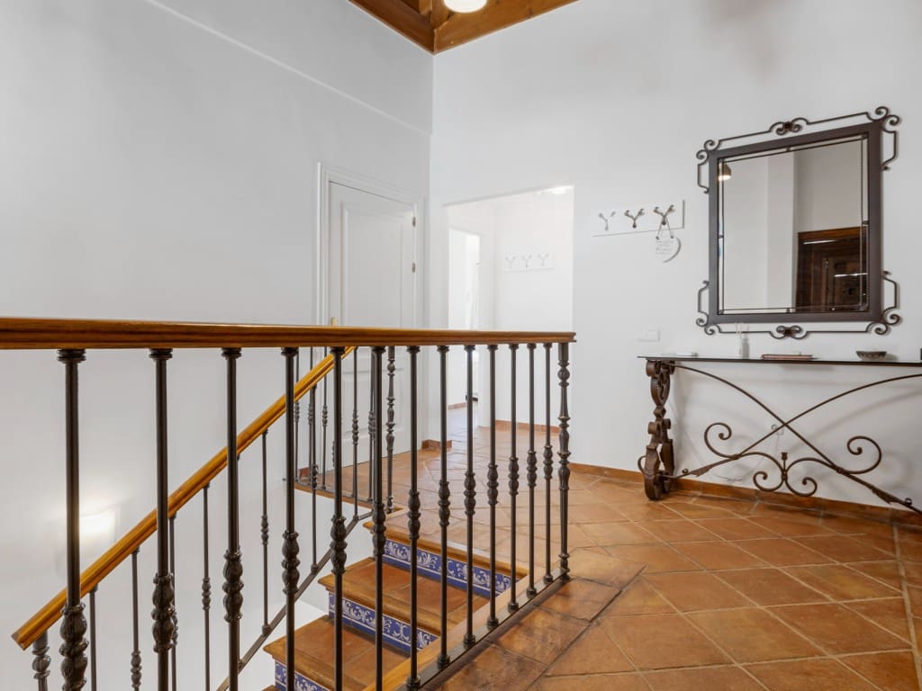 5 soveværelse Villa til salg i La Heredia med swimmingpool garage - € 1.095.000 (Ref: 8948603)