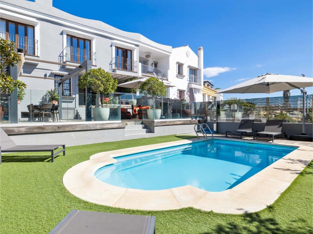 5 soveværelse Villa til salg i La Heredia med swimmingpool garage - € 1.095.000 (Ref: 8948603)