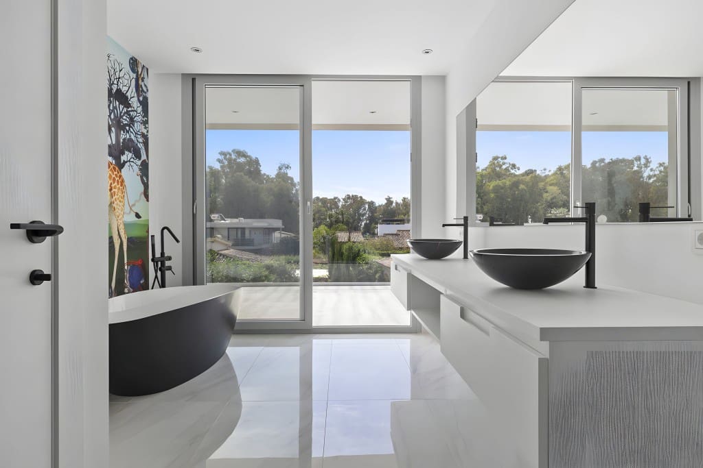 Chalet de 5 habitaciones en San Pedro de Alcantara en venta con piscina garaje - 2.950.000 € (Ref: 8951816)