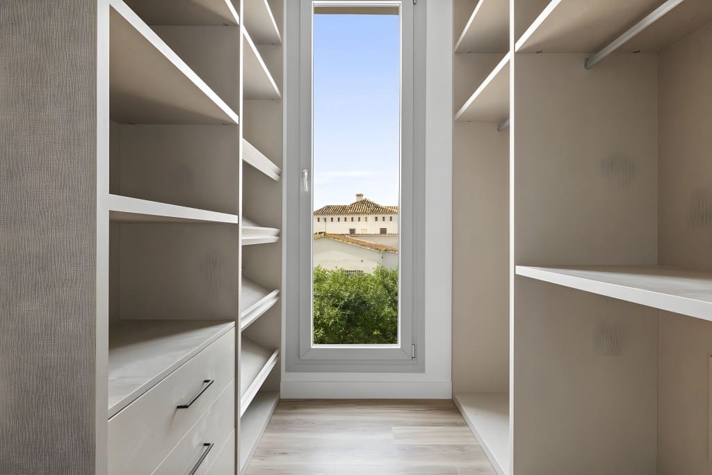 Chalet de 5 habitaciones en San Pedro de Alcantara en venta con piscina garaje - 2.950.000 € (Ref: 8951816)