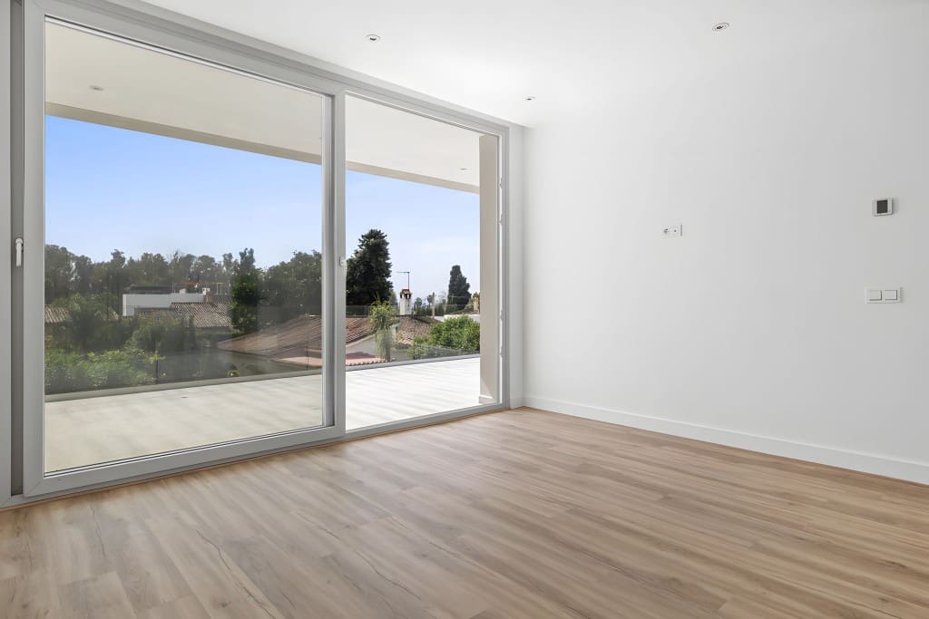 Chalet de 5 habitaciones en San Pedro de Alcantara en venta con piscina garaje - 2.950.000 € (Ref: 8951816)