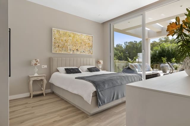 5 slaapkamer Villa te koop in San Pedro de Alcantara, Marbella met zwembad garage - € 2.950.000 (Ref: 8951816)