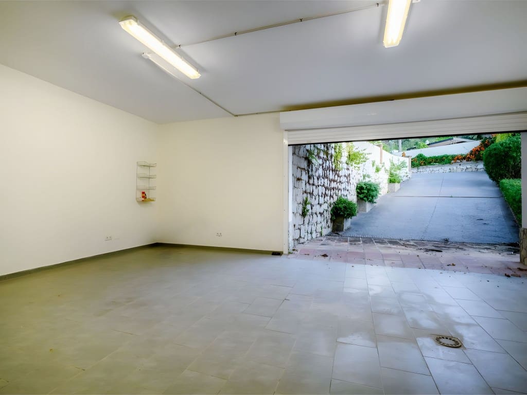 6 sovrum Villa till salu i La Quinta med pool garage - 3 500 000 € (Ref: 8960074)