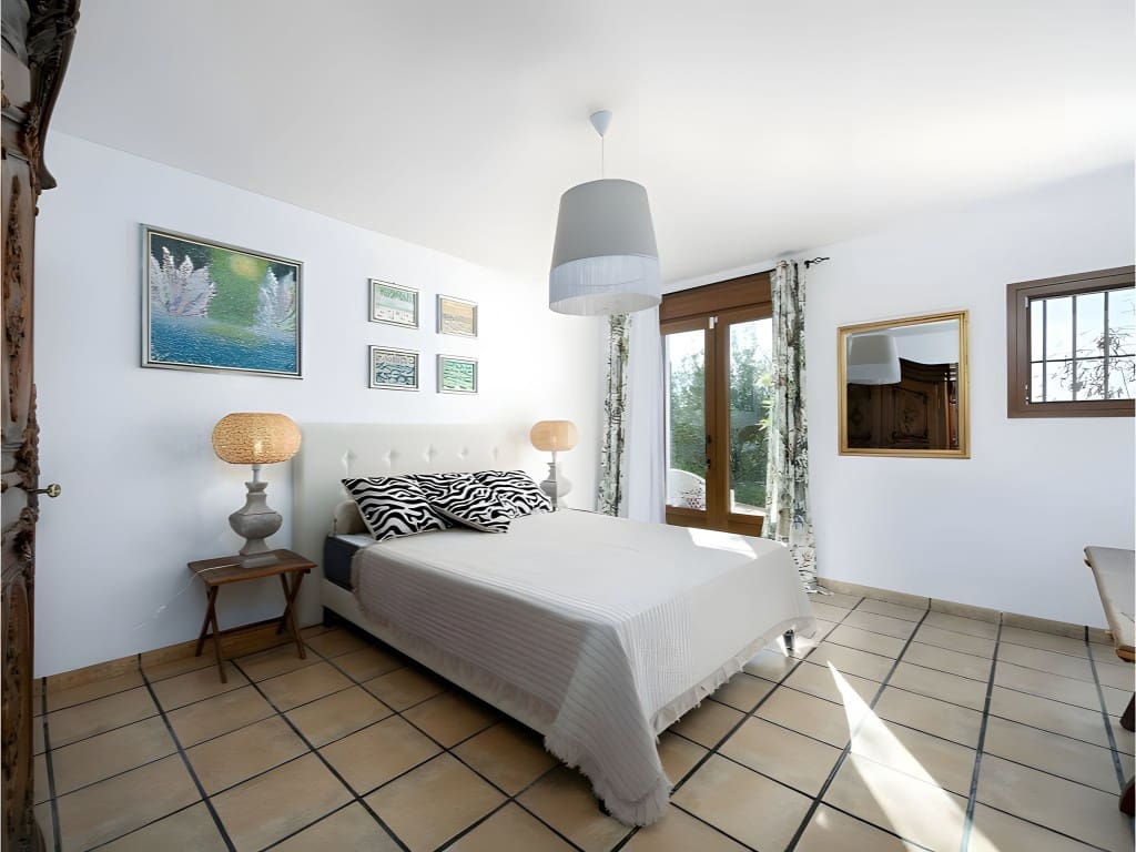 5 sypialnia Finka/Dom wiejski na sprzedaż w Lanjaron z basenem garażem - 2 695 000 € (Ref: 8964235)