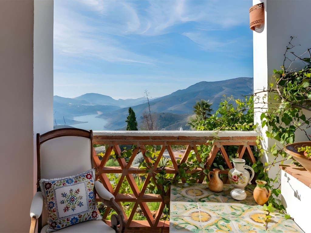 5 sypialnia Finka/Dom wiejski na sprzedaż w Lanjaron z basenem garażem - 2 695 000 € (Ref: 8964235)