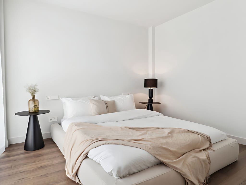 5 bedroom Villa for sale in Nueva Andalucia with pool - € 2,495,000 (Ref: 8975862)